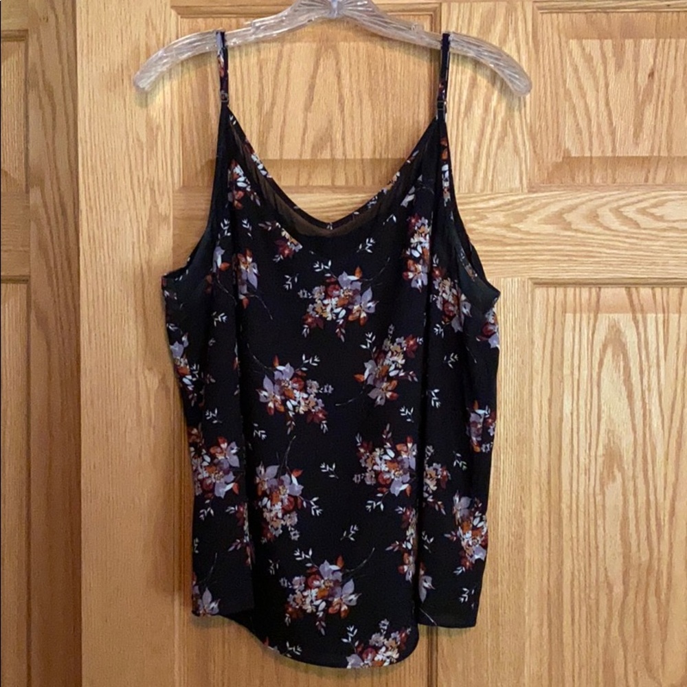 Floral tank with adjustable straps